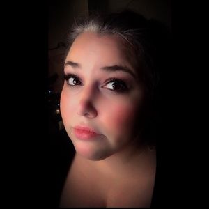Meet your Posher, Kristin